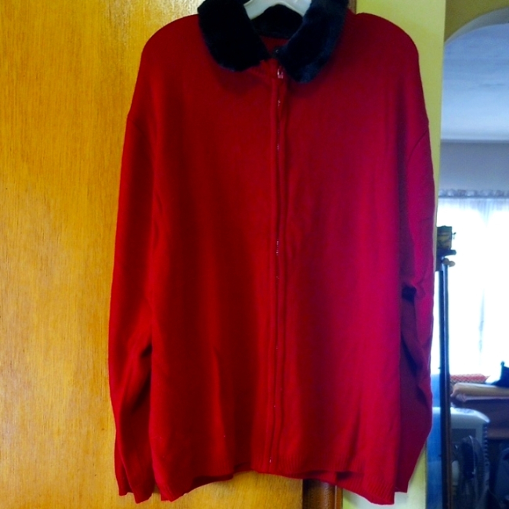 George Red Knit Cardigan Sweater with Zipper, Removable Black Collar